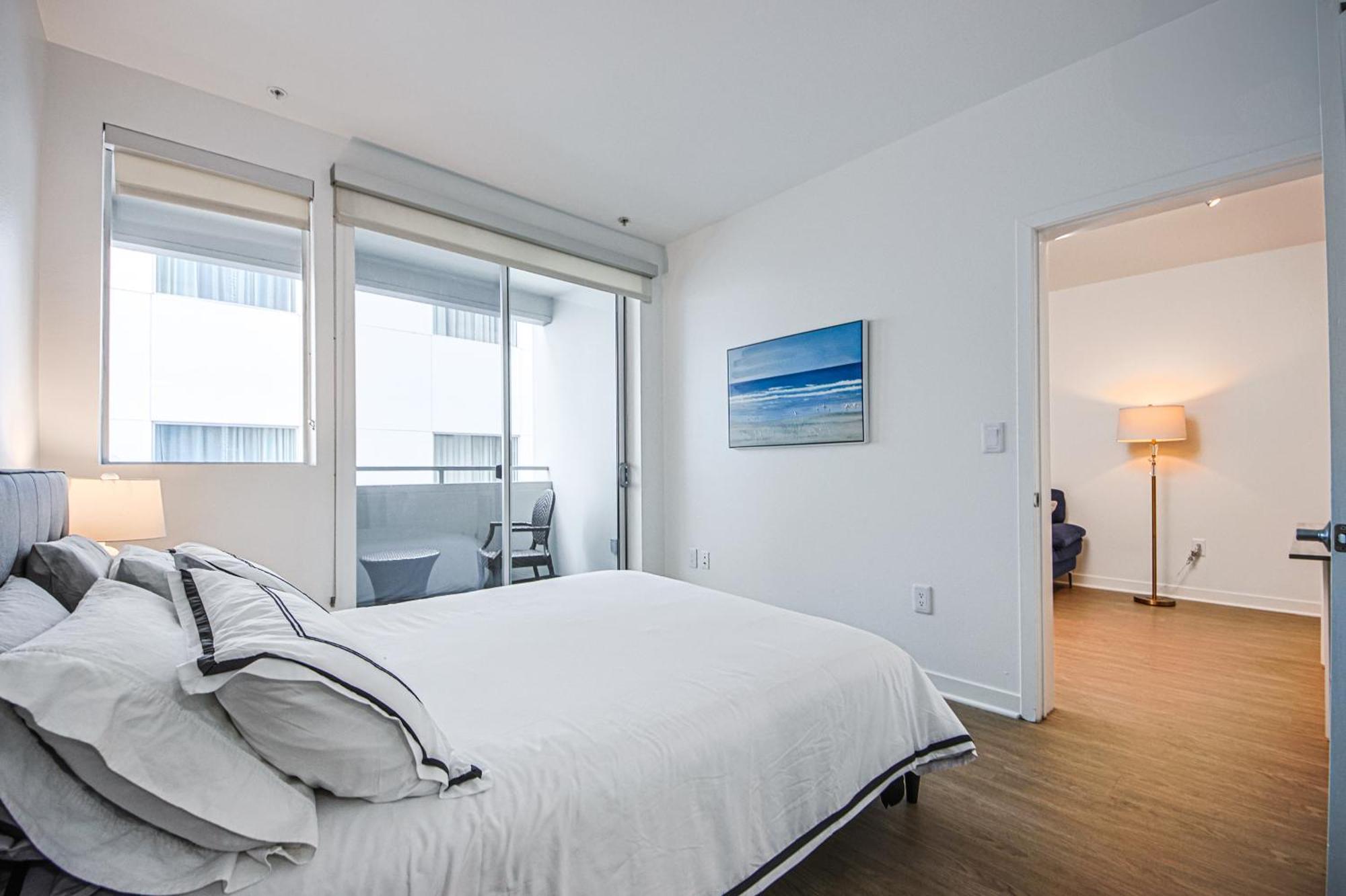 The Carlton- Modern-Luxury 2 Master Suites In Hrt Of Sm Steps To Ocean Ave Los Angeles Eksteriør billede