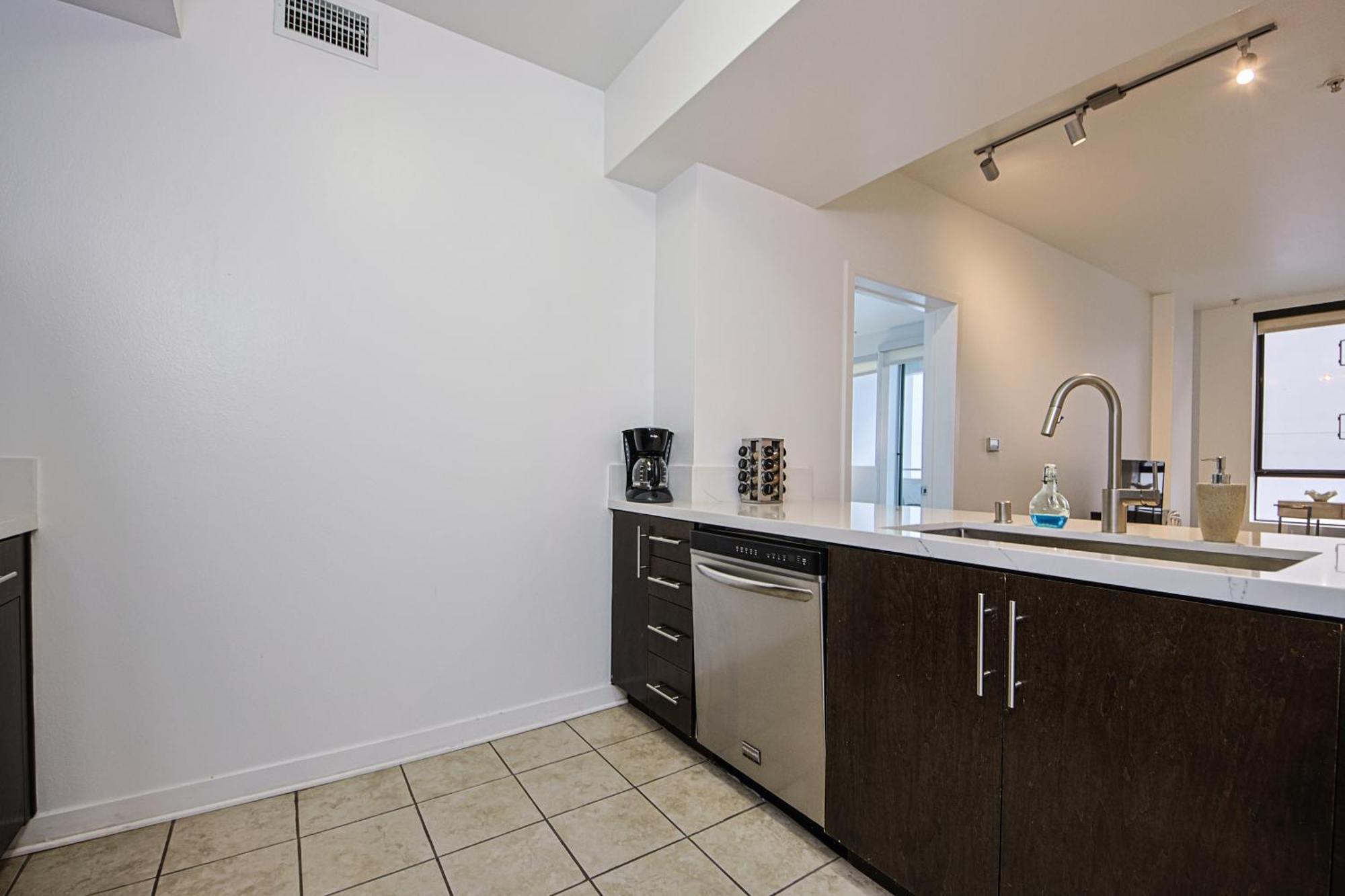 The Carlton- Modern-Luxury 2 Master Suites In Hrt Of Sm Steps To Ocean Ave Los Angeles Eksteriør billede